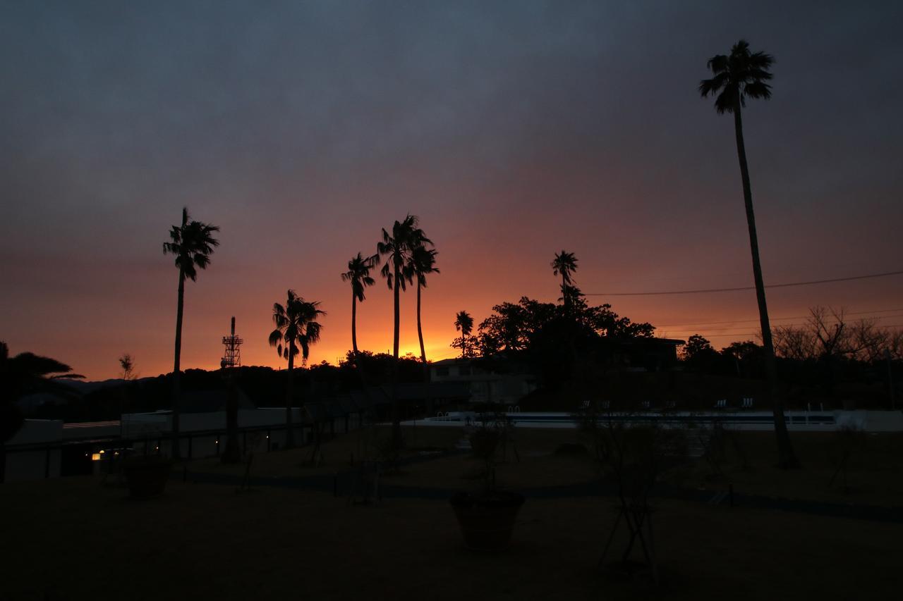 Infinito Hotel And Spa Shirahama Exterior photo
